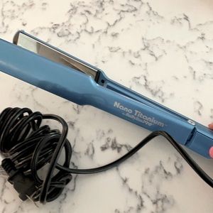 Straightener